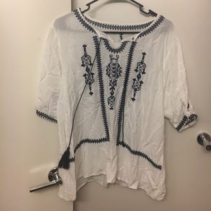 Spanish style t shirt super comfy